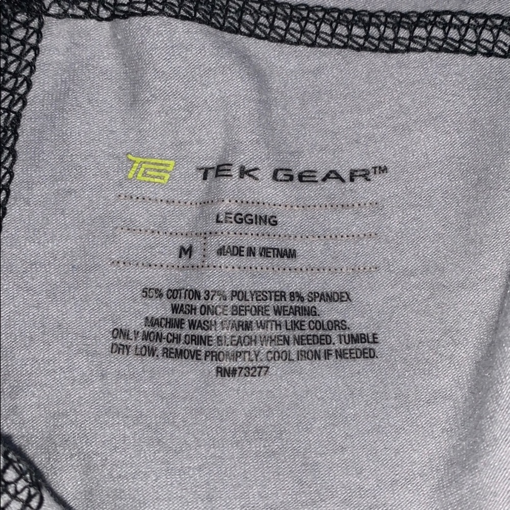 Capris - Picture 4 of 4